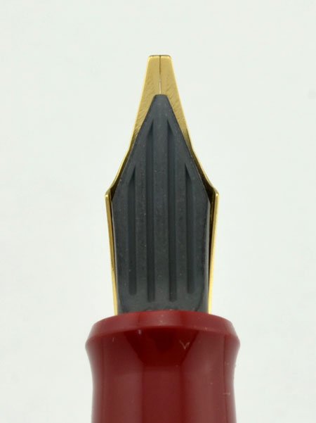 Pilot 78G Fountain Pen - Converter Fill, Gold Plated Italic